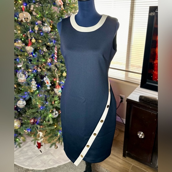 NEW! Tommy Hilfiger Navy Blue Asymmetrical Contrast-Trim Sleeveless Sheath Dress - Picture 4 of 17